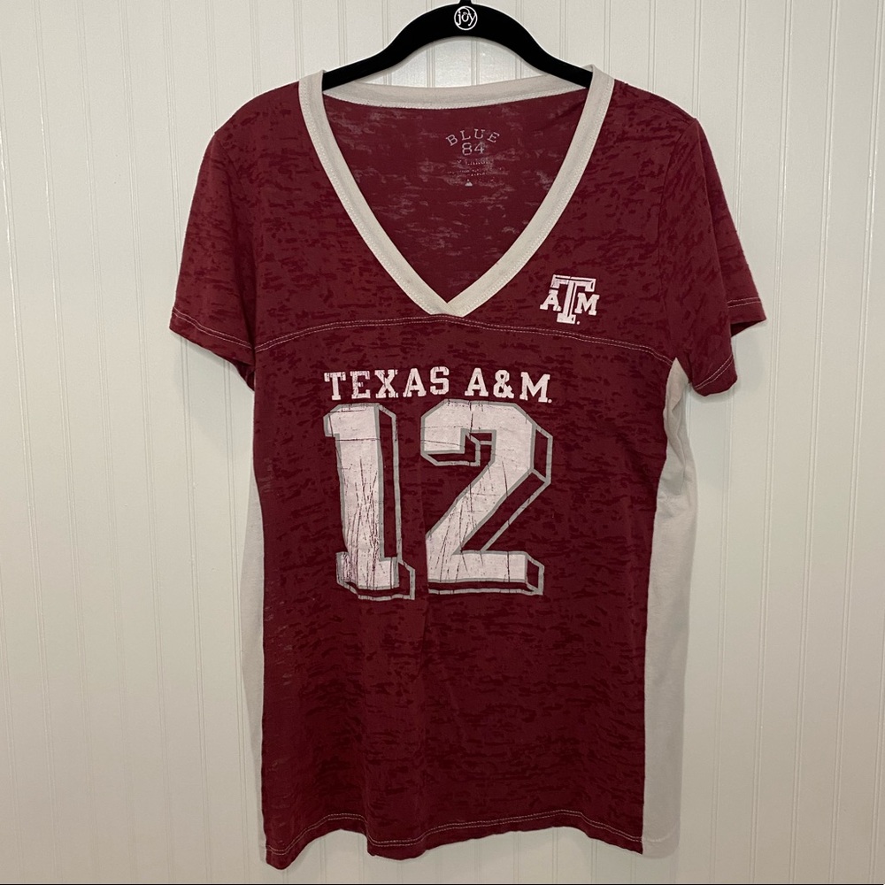 Texas A&M V-Neck Short Sleeve Shirt Size XL.
